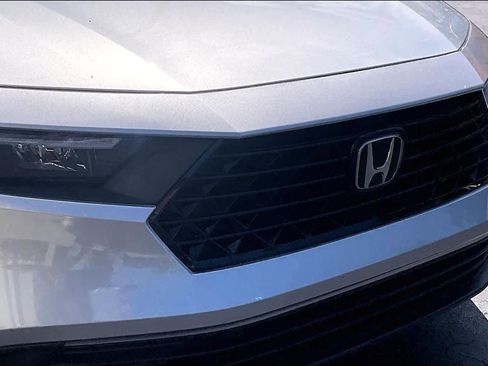 Used 2024 Honda Accord Sport image 31