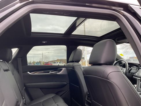 Used 2024 Cadillac XT5 Premium Luxury AWD/4WD image 16