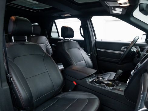 Used 2017 Ford Explorer Sport w/ Equipment Group 401A image 23