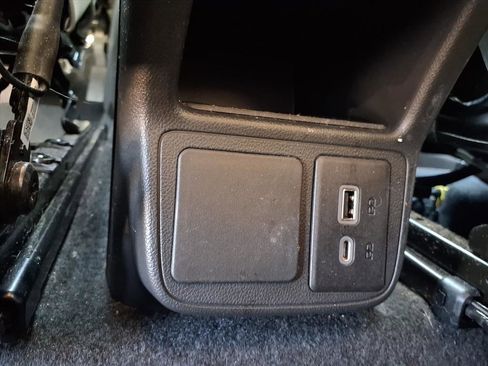 Used 2021 Buick Encore GX Select image 27