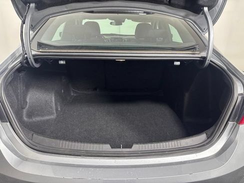 Used 2024 Chevrolet Malibu LT FWD image 24