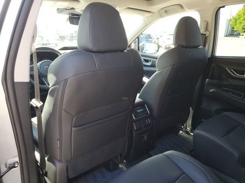 New 2026 Subaru Ascent Limited AWD/4WD image 12
