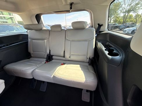Used 2025 Ford Expedition Active AWD/4WD image 28