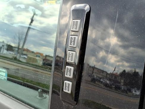 Used 2023 Ford F150 XLT w/ Equipment Group 302A High image 15