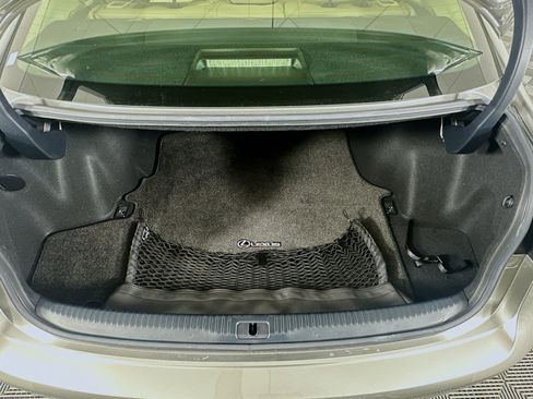 Used 2017 Lexus IS 200t RWD image 28