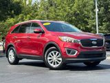 Used 2018 Kia Sorento LX image 2