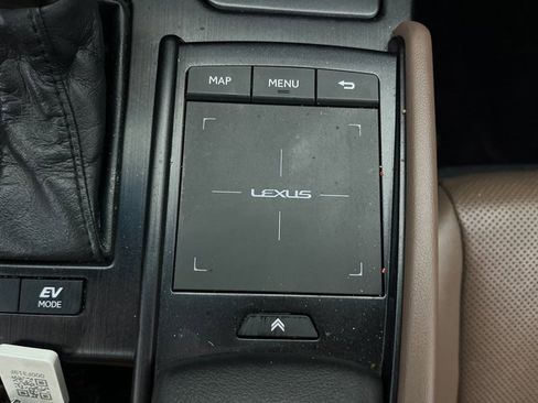 Used 2022 Lexus ES 300h w/ Premium Package image 25