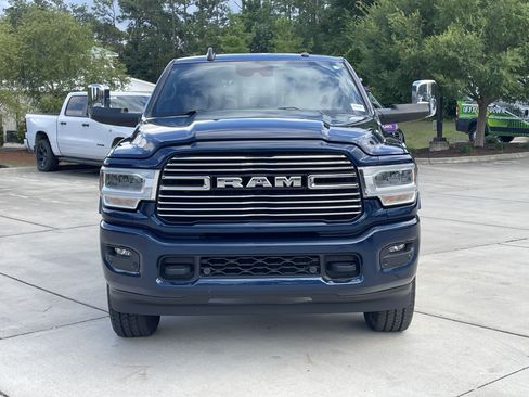 Used 2022 RAM 3500 Laramie AWD/4WD image 3