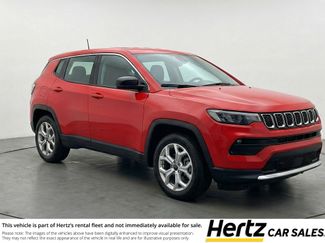 Used 2025 Jeep Compass Latitude video 1