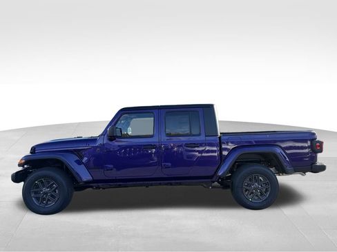 New 2026 Jeep Gladiator Sport image 4