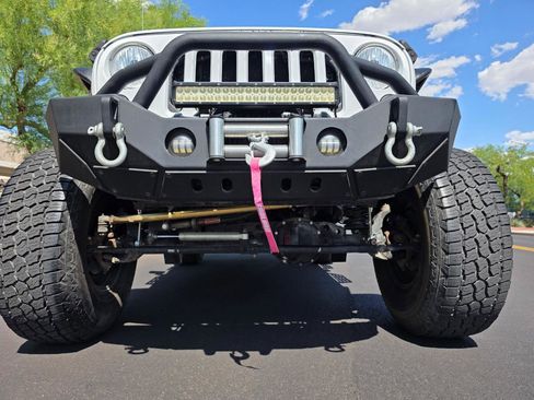 Used 2015 Jeep Wrangler Unlimited Sport w/ Connectivity Group AWD/4WD image 16
