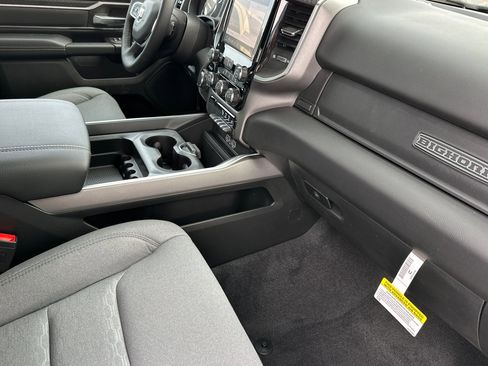 New 2026 RAM 1500 4x4 Crew Cab image 14
