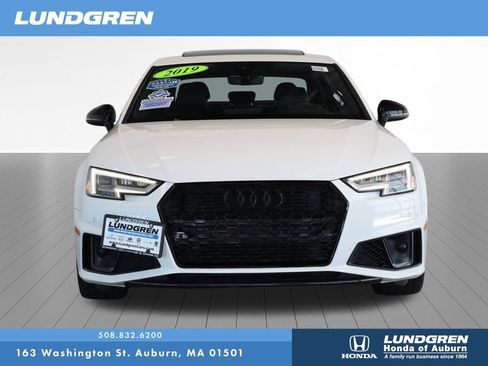 Used 2019 Audi S4 Premium Plus w/ Premium Plus Package AWD/4WD image 2