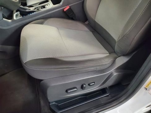 Used 2017 Ford Escape SE image 13