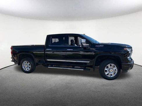 Used 2024 Chevrolet Silverado 2500 High Country image 14