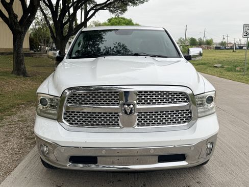 Used 2015 RAM 1500 Laramie w/ Convenience Group image 11