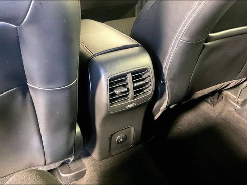 Used 2025 Ford Escape ST-Line w/ Tech Pack #1 FWD image 29