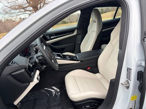 New 2026 Porsche Panamera 4 image 5