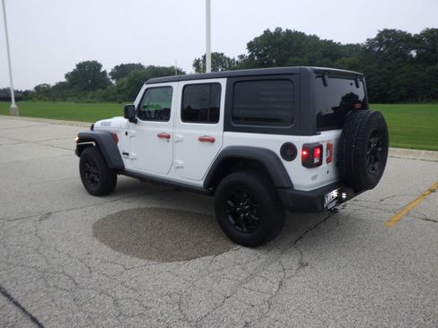 Used 2020 Jeep Wrangler Unlimited Sport AWD/4WD image 3
