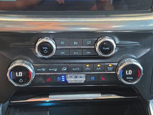 Used 2021 Ford F150 Lariat AWD/4WD image 24