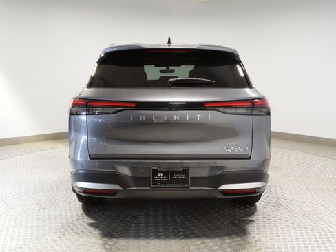 Certified 2026 INFINITI QX60 Luxe w/ Cargo Package AWD/4WD image 7