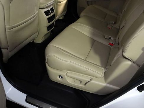 Used 2019 Acura MDX SH-AWD image 28