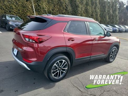 Used 2024 Chevrolet TrailBlazer LT w/ LT Cold Weather Package image 7