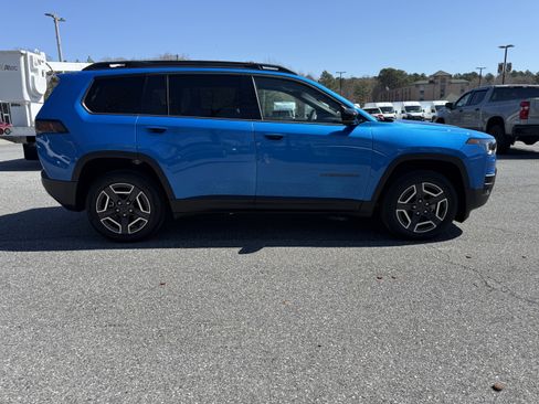 New 2026 Jeep Cherokee Limited image 9