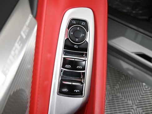 Used 2022 Chevrolet Corvette Stingray Premium Conv w/ Z51 Performance Package image 25