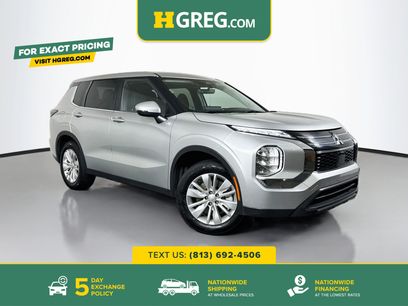 Used 2025 Mitsubishi Outlander ES