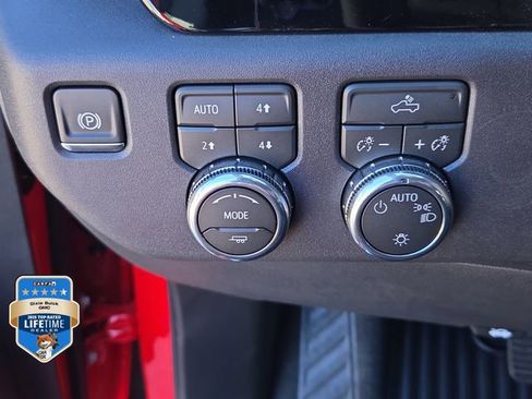 New 2026 GMC Sierra 1500 SLE w/ X31 Off-Road Package AWD/4WD image 20