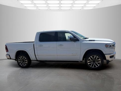 Used 2022 RAM 1500 Limited AWD/4WD image 2