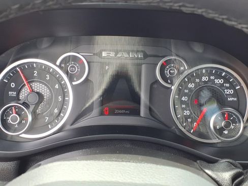 Used 2025 RAM 2500 Big Horn AWD/4WD image 6