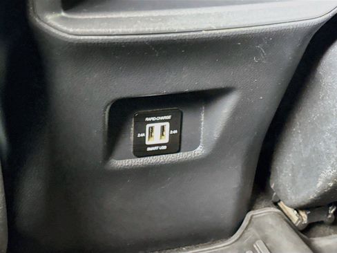 Used 2020 Toyota RAV4 LE FWD image 30