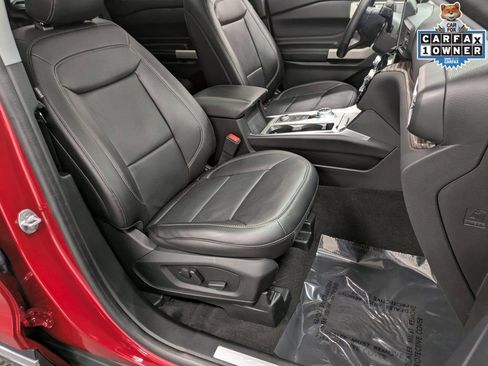 Used 2022 Ford Explorer Limited w/ Equipment Group 301A image 29