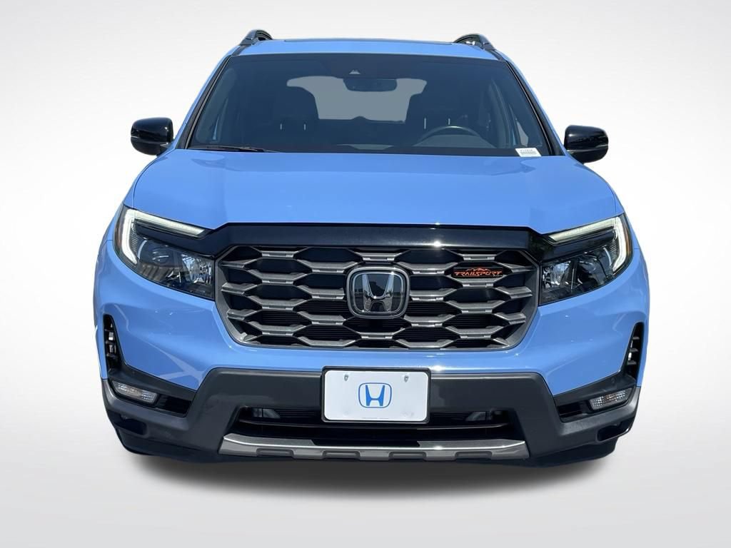 Certified 2025 Honda Passport TrailSport image 9