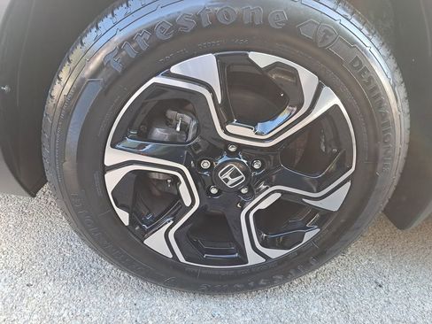 Used 2018 Honda CR-V Touring image 8