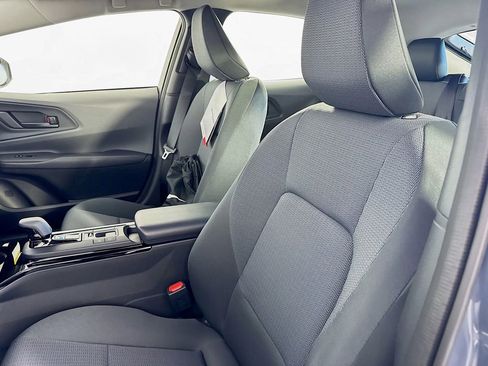 New 2026 Toyota Prius LE image 32