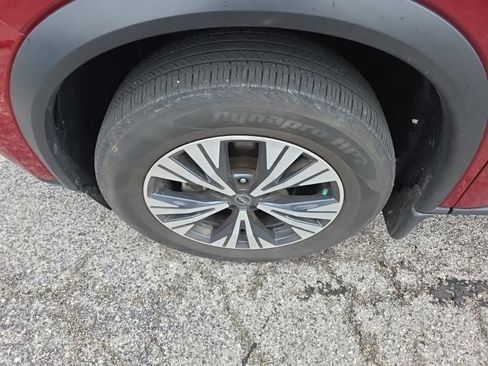 Certified 2023 Nissan Rogue SV w/ SV Premium B Package image 16