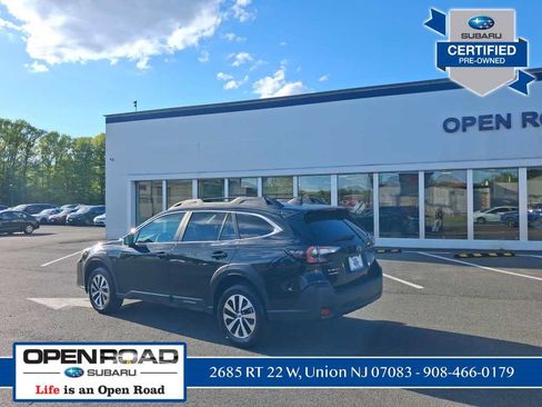 Used 2025 Subaru Outback Premium AWD/4WD image 4