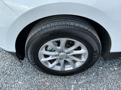 Used 2019 Chevrolet Equinox LT AWD/4WD image 25