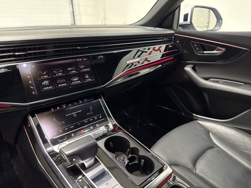 Used 2019 Audi Q8 Prestige w/ Adaptive Chassis Package image 25