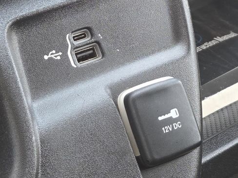 Used 2023 RAM ProMaster 2500 FWD image 8