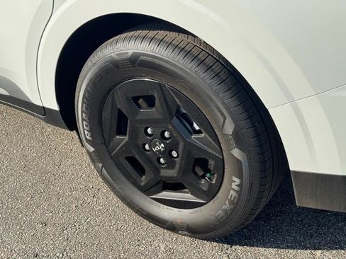 New 2026 Kia Carnival image 6