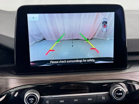 Used 2020 Ford Escape Titanium AWD/4WD image 27