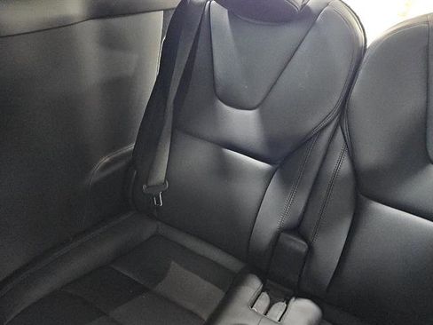 Used 2022 Tesla Model X image 4