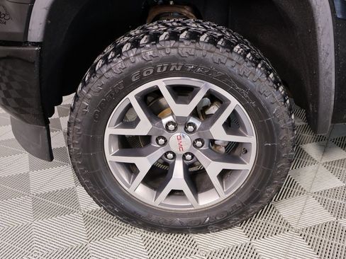 Used 2015 GMC Sierra 1500 SLT image 18