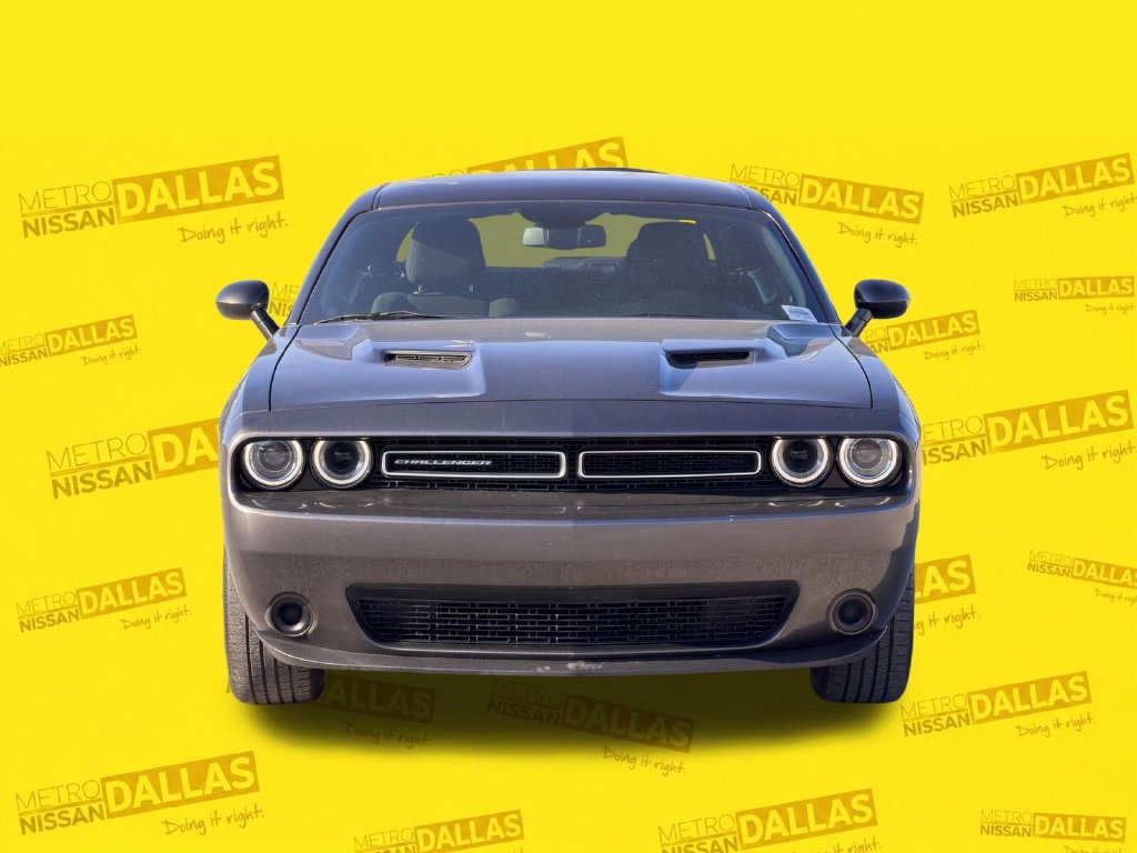 Used 2023 Dodge Challenger SXT RWD image 3