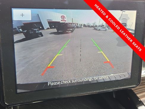 Used 2023 Ford Explorer Limited image 20