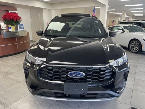 New 2026 Ford Escape ST-Line w/ Tech Pack #1 image 2
